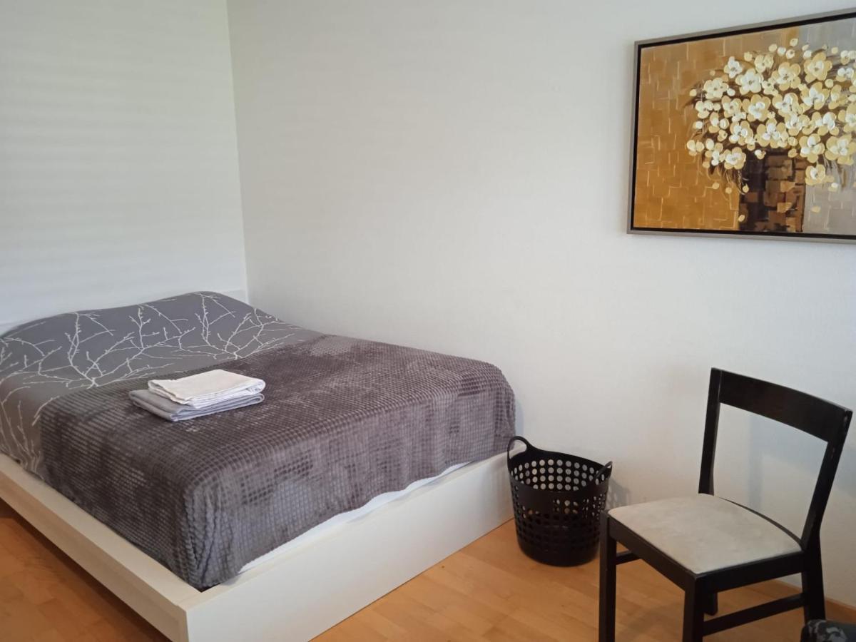 Studio Flat In The Heart Of Zug, Ideal For Solo Travellers Apartment Ngoại thất bức ảnh